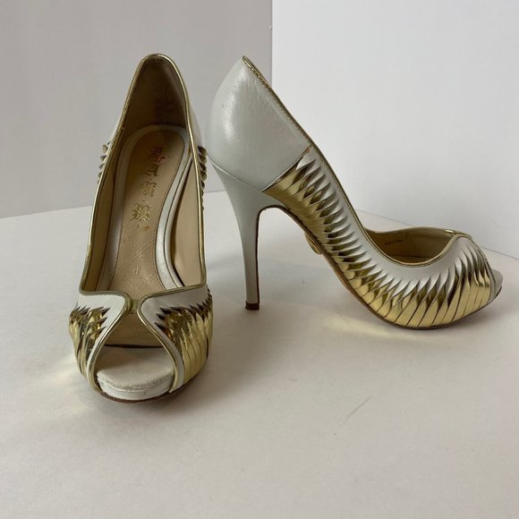 L.A.M.B. by Gwen Stefani White Gold Metallic Georgina Peep Toe Leather - Picture 5 of 8